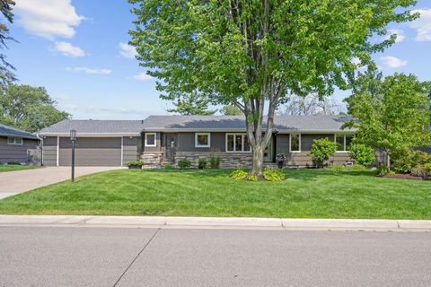 5829 Eastview Drive Edina MN 55436