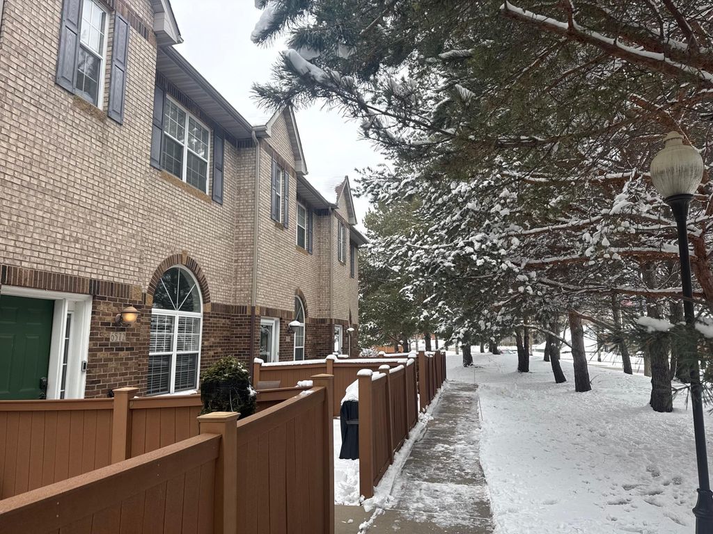 Photo of 6572 Regency Lane, Eden Prairie, MN 55344 (MLS # 7024236)