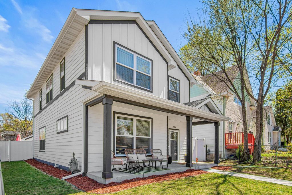 Photo of 3126 Vincent Avenue N, Minneapolis, MN 55411 (MLS # 7062634)