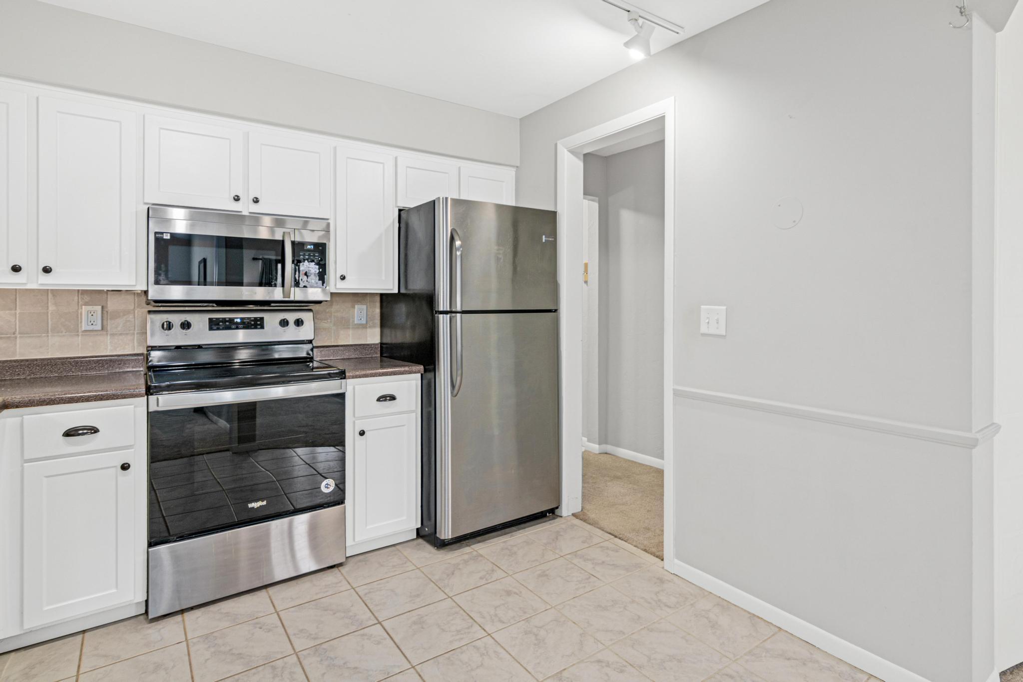 2200 Nevada Avenue S 106