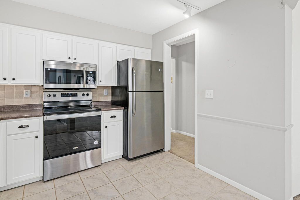 Photo of 2200 Nevada Avenue S #106, Saint Louis Park, MN 55426 (MLS # 7011367)