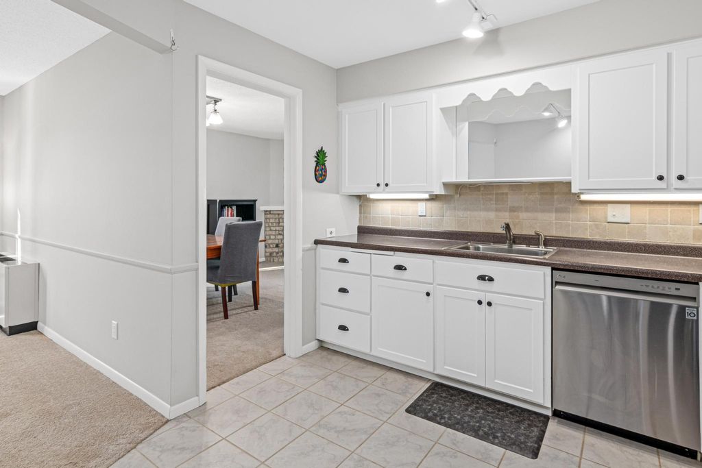 Photo of 2200 Nevada Avenue S #106, Saint Louis Park, MN 55426 (MLS # 7011367)