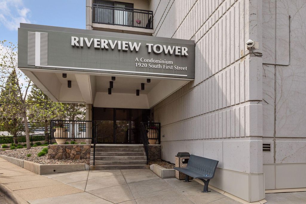 Photo of 1920 S 1st Street #707, Minneapolis, MN 55454 (MLS # 6800540)
