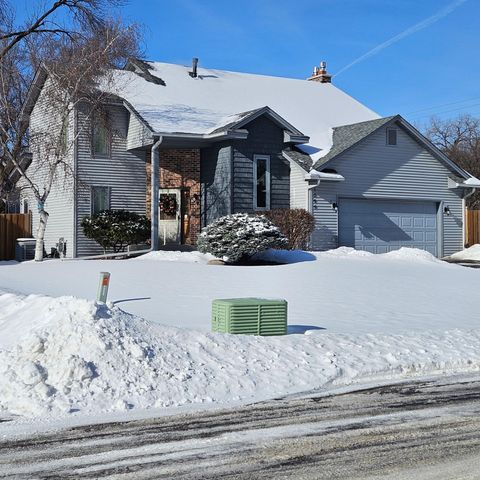 1299 Yukon Court N Golden Valley MN 55427