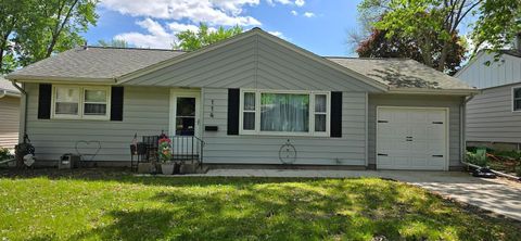 Photo of 114 N 6th Avenue, Albert Lea, MN 56007 (MLS # 6722799)