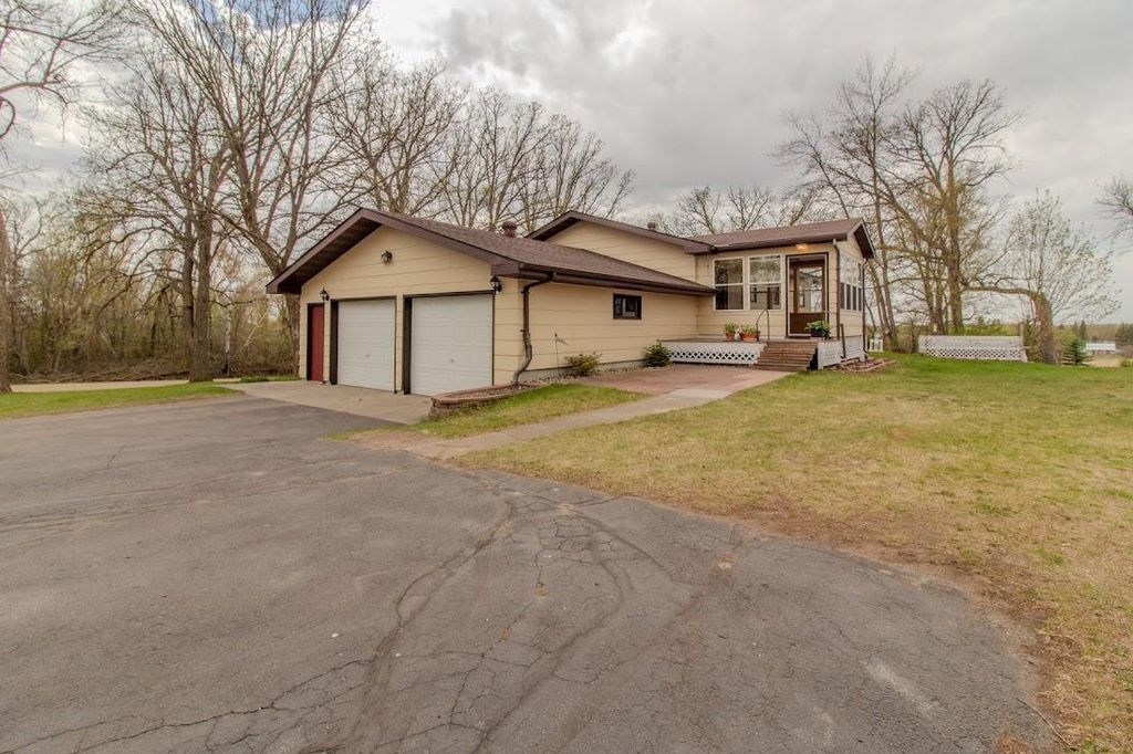 Photo of 28186 Little Floyd Lake Road, Detroit Lakes, MN 56501 (MLS # 7076171)