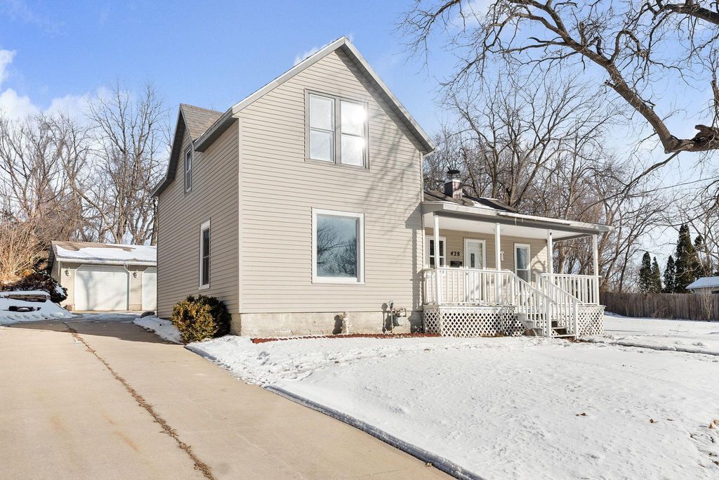 Photo of 428 Glendale Street, Owatonna, MN 55060 (MLS # 7014659)