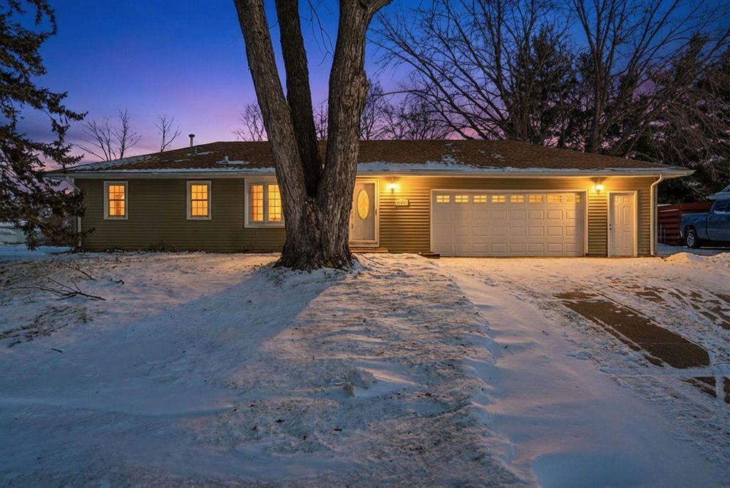Photo of 10409 Zion Street NW, Coon Rapids, MN 55433 (MLS # 7005928)