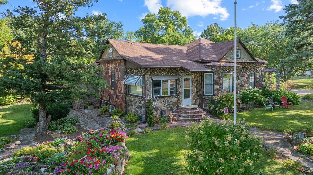Photo of 200 N Park Street, Hendricks, MN 56136 (MLS # 7139065)