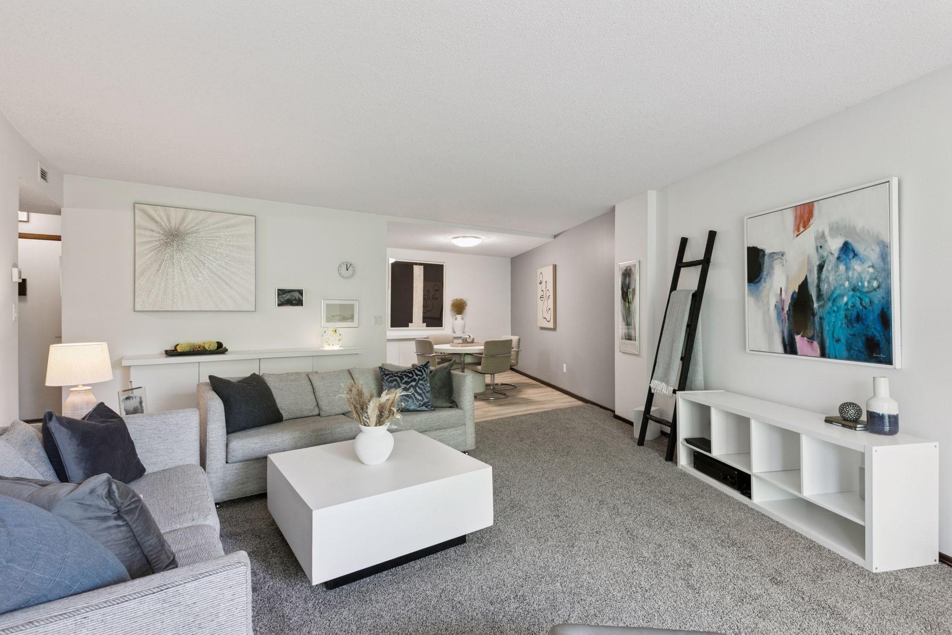 1200 Nicollet Mall 409