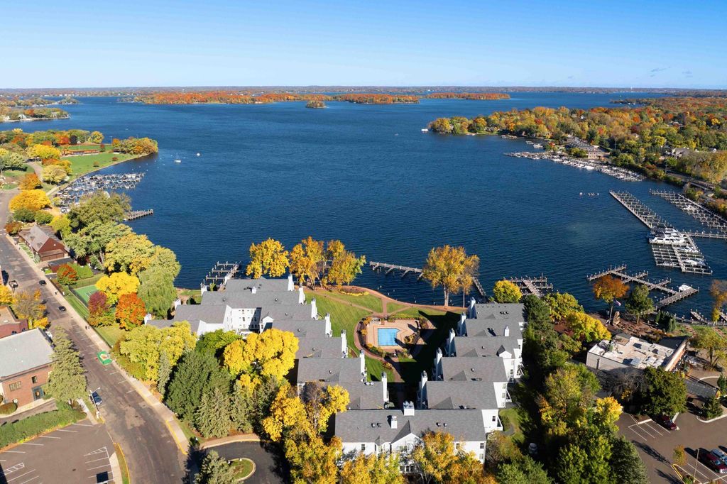 Photo of 603 Lake Street #214, Excelsior, MN 55331 (MLS # 6818916)