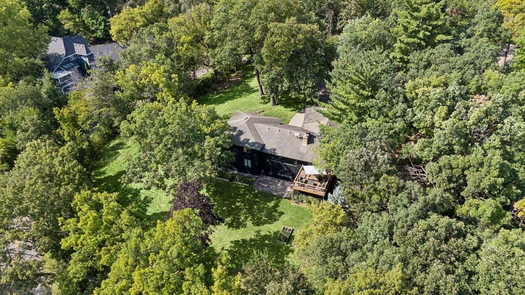 Photo of 5409 Highland Road, Minnetonka, MN 55345 (MLS # 7130221)