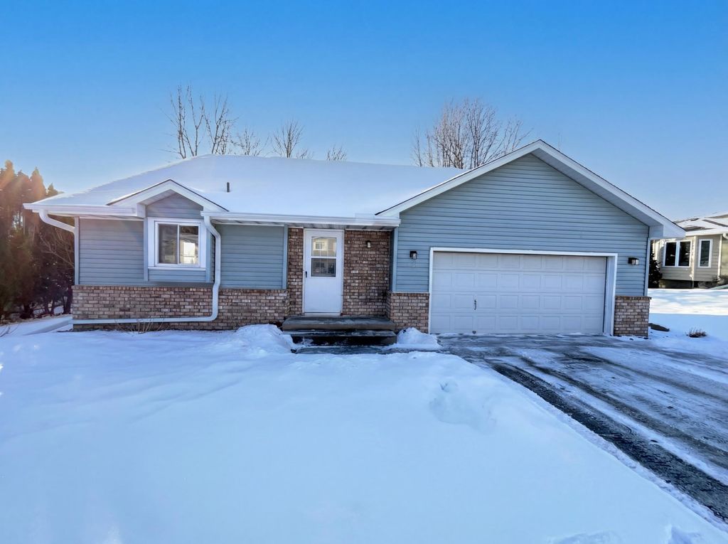 Photo of 209 Grand Avenue NE, Saint Michael, MN 55376 (MLS # 7020659)
