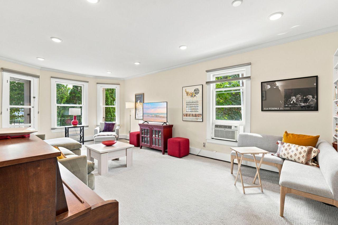 87 Kent Street 2
