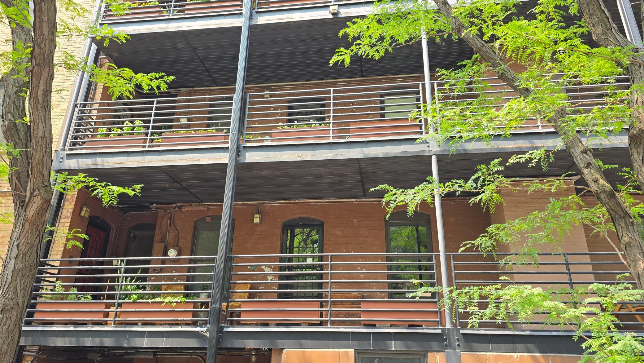 1311 Yale Place 18