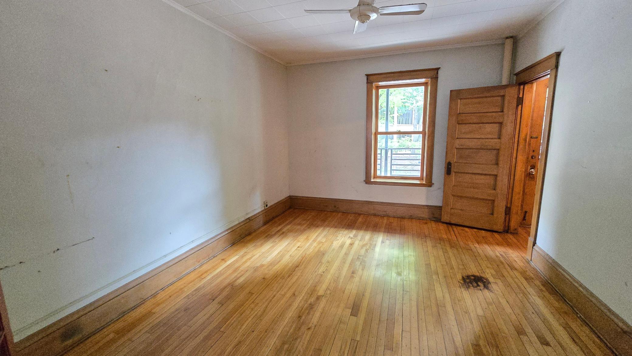 1311 Yale Place 18