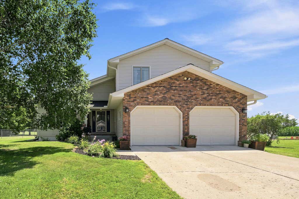 Photo of 510 Circle Lane, Arlington, MN 55307 (MLS # 7112597)
