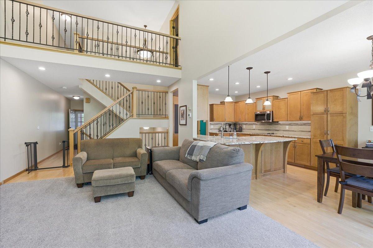 15595 Cherry Path