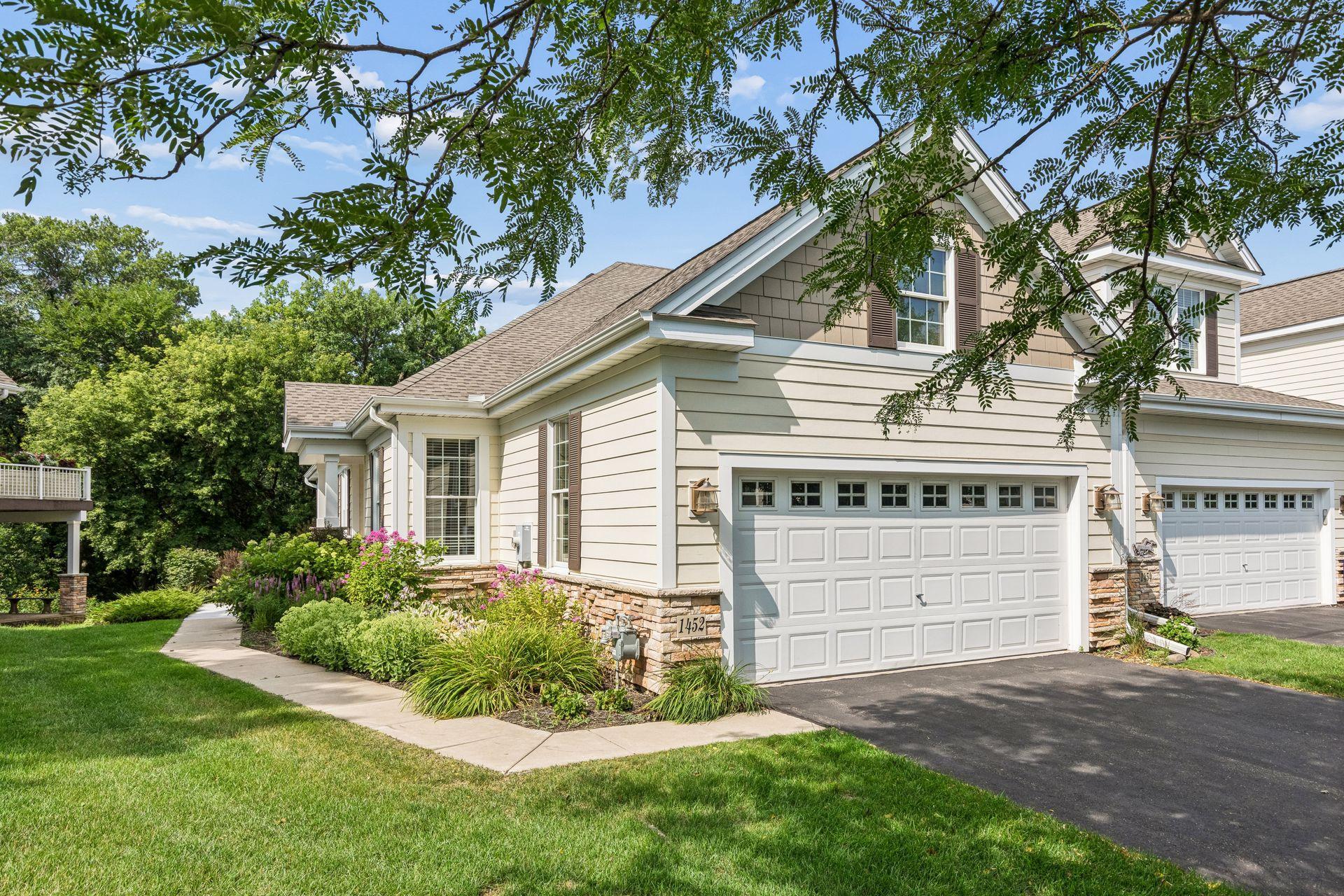 1452 Steeplechase Lane