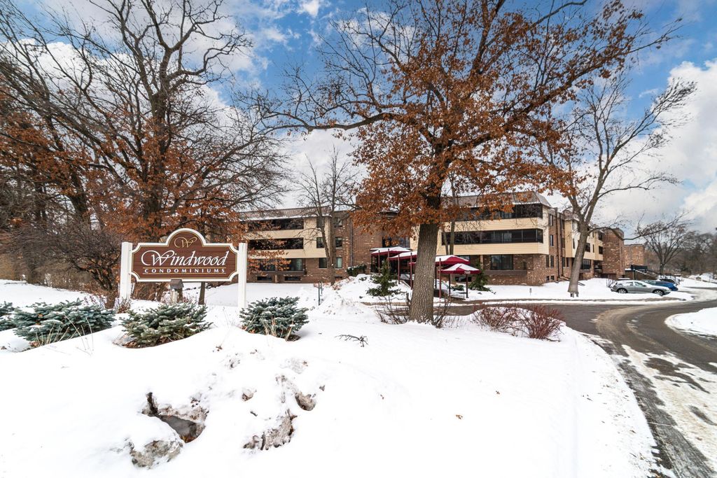Photo of 7500 Cahill Road #115C, Edina, MN 55439 (MLS # 7015922)