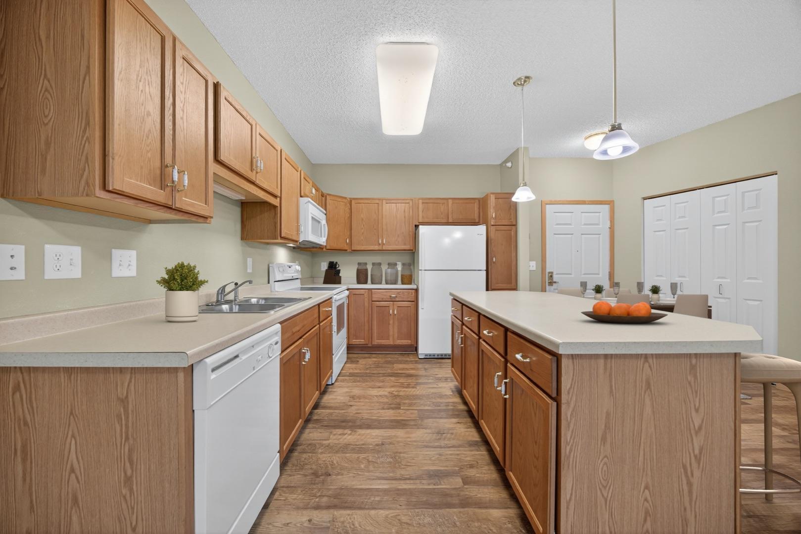 1880 3rd Avenue NW 211