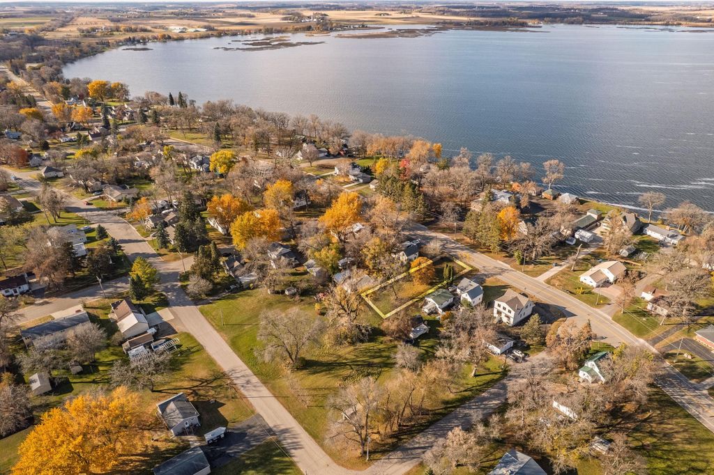 Photo of 816 E Lake Street, Osakis, MN 56360 (MLS # 6813045)