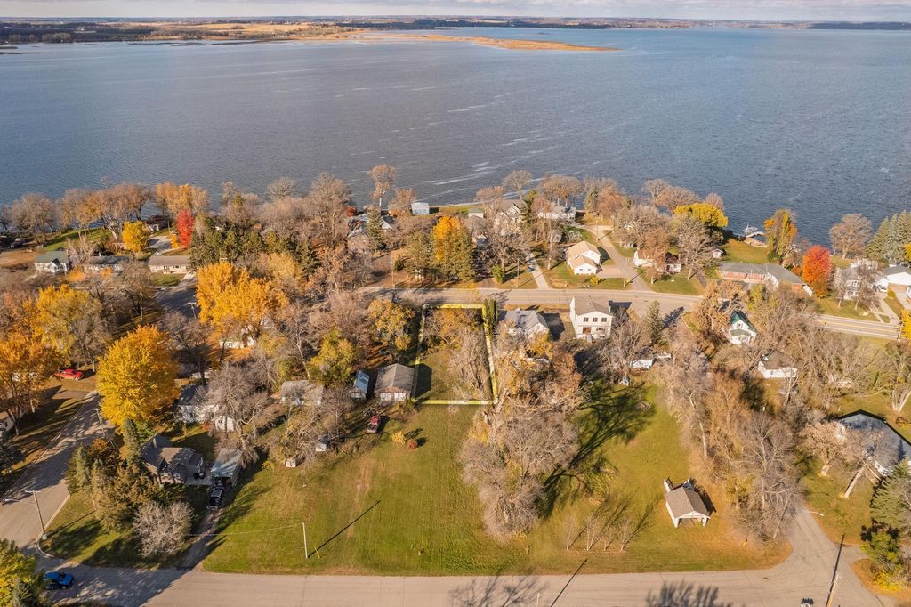 Photo of 816 E Lake Street, Osakis, MN 56360 (MLS # 6813045)