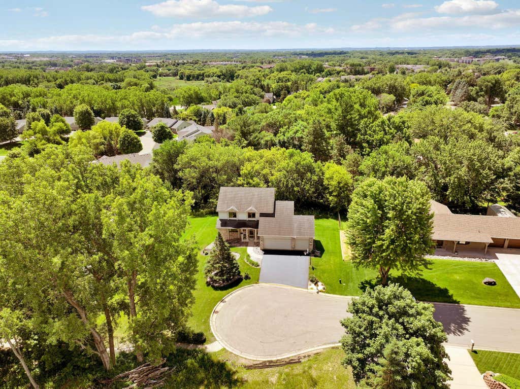 Photo of 13865 Forest Hill Road, Eden Prairie, MN 55346 (MLS # 7098656)