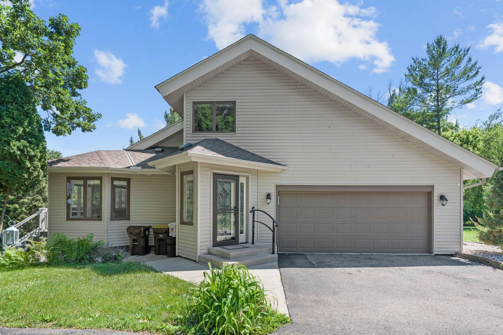 Photo of 4131 Eau Claire Trail NE, Prior Lake, MN 55372 (MLS # 7090909)
