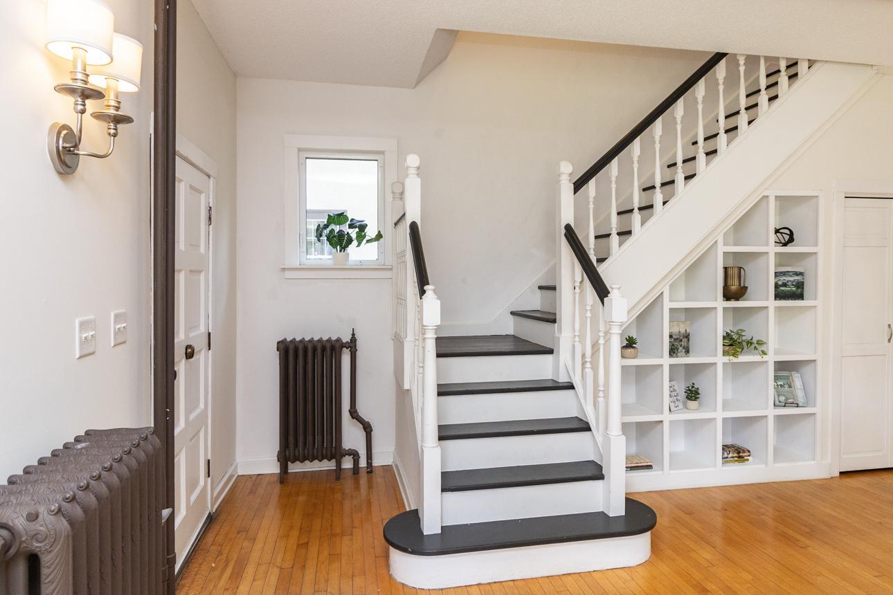 1031 Saint Clair Avenue