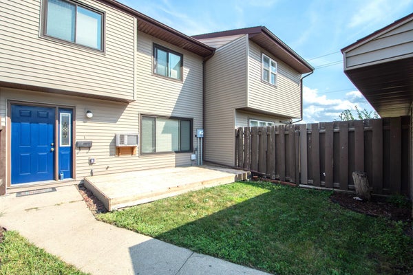 2231 32ND AVE S, FARGO, ND 58103 - Image 4b86f2e6b7ea7dc216f8f43fd997d27f/1311568351