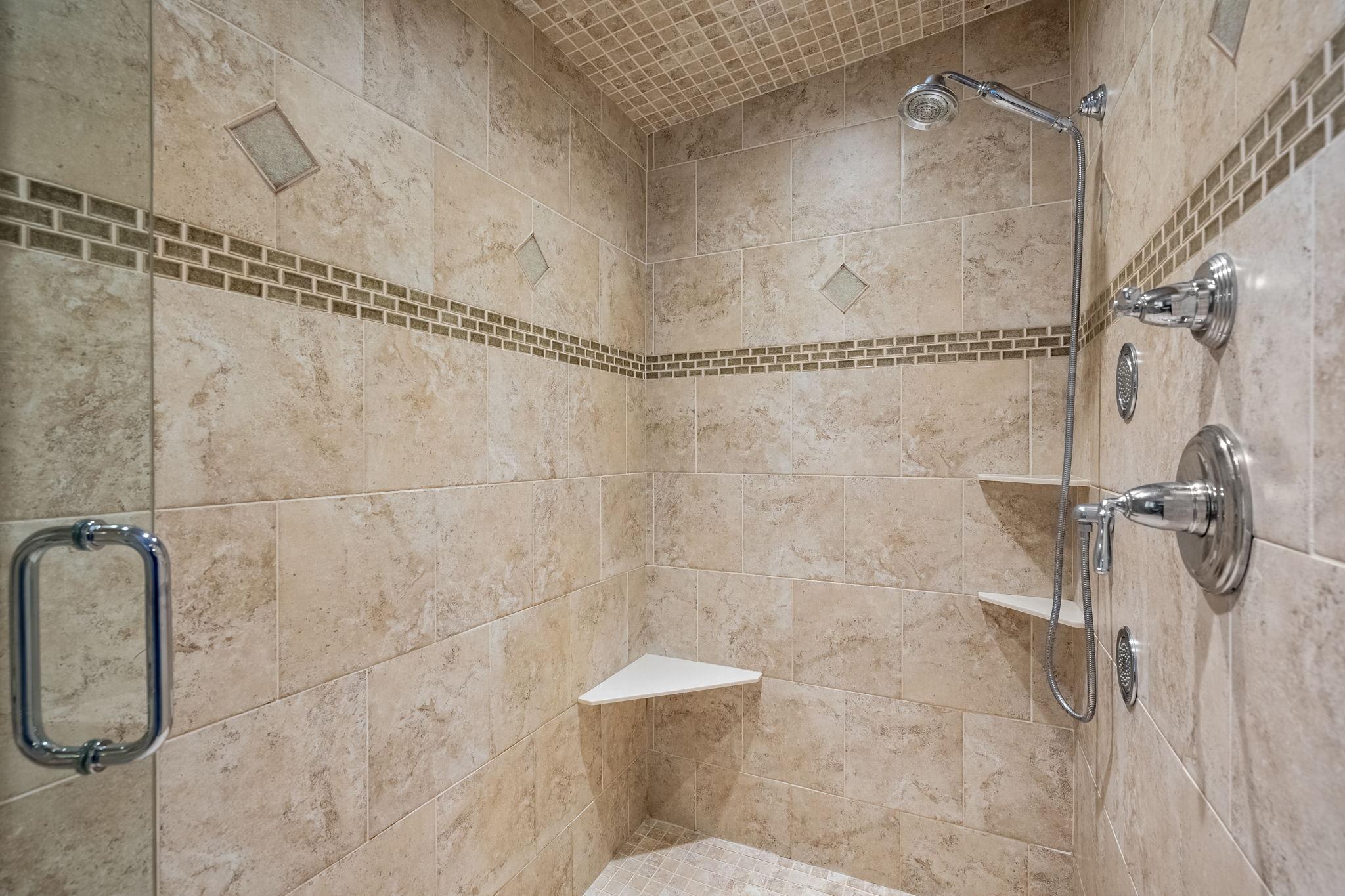 Owatonna, Minnesota 55060, United States, 4 Bedrooms Bedrooms, ,5 BathroomsBathrooms,Residential,Active,30674