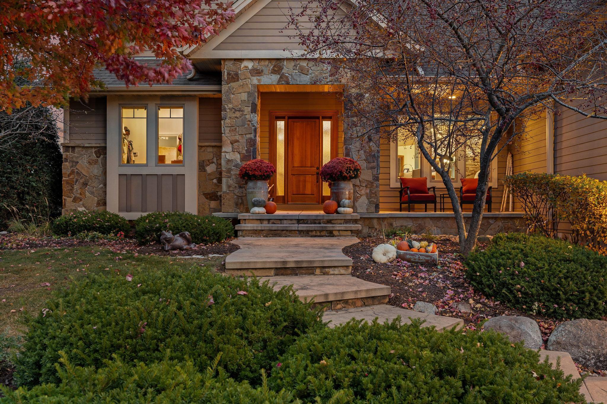 Owatonna, Minnesota 55060, United States, 4 Bedrooms Bedrooms, ,5 BathroomsBathrooms,Residential,Active,30674