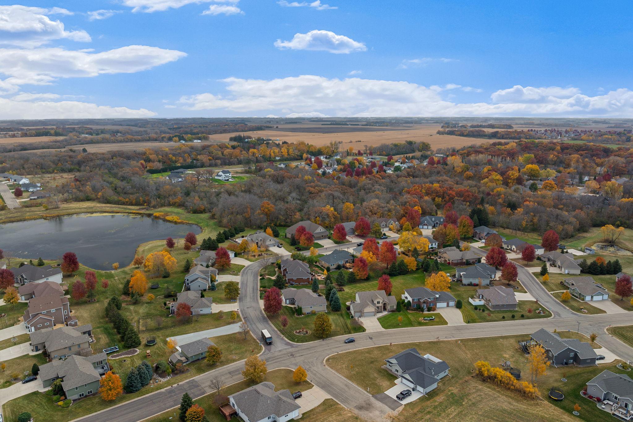 Owatonna, Minnesota 55060, United States, 4 Bedrooms Bedrooms, ,5 BathroomsBathrooms,Residential,Active,30674