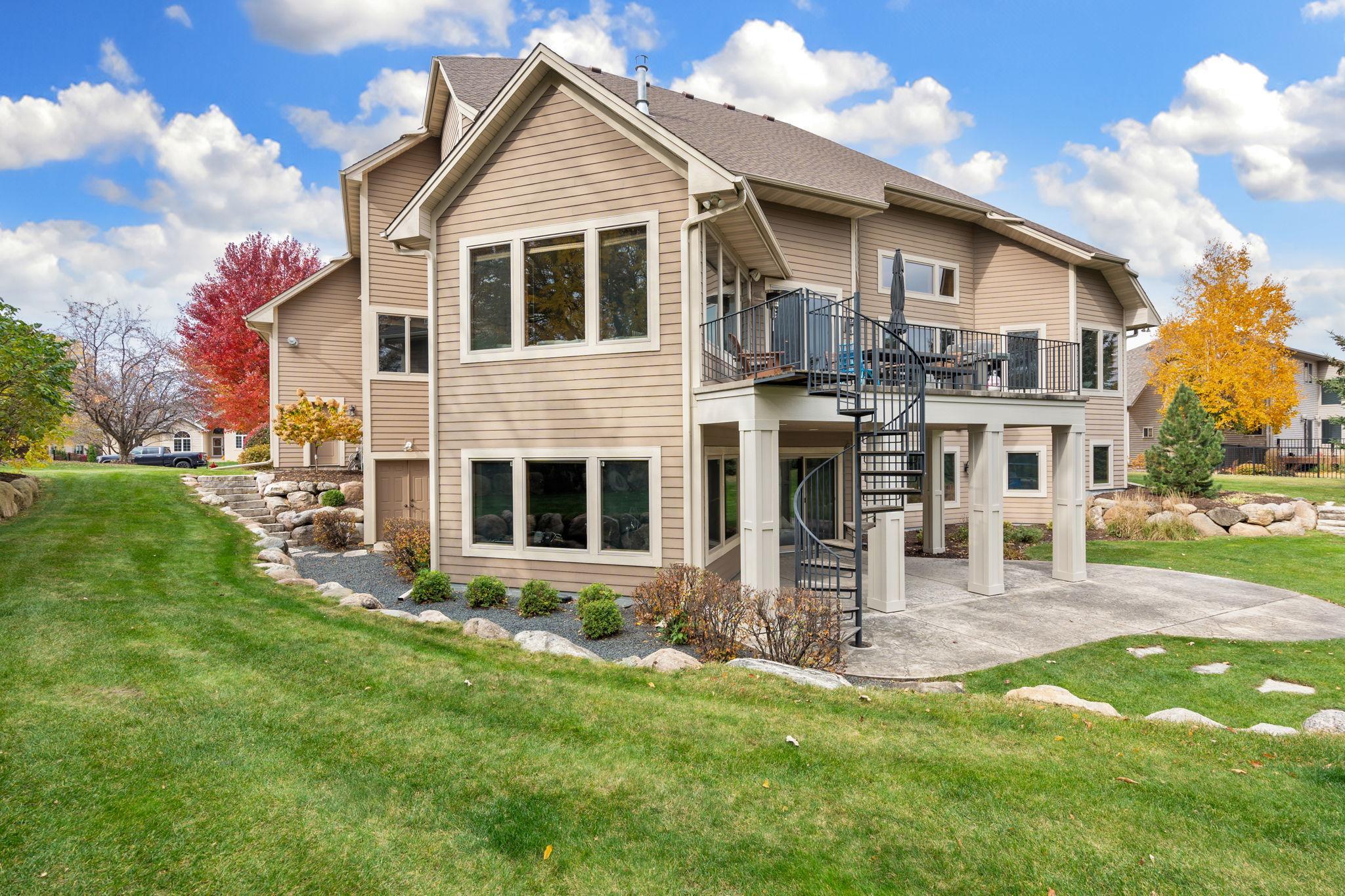 Owatonna, Minnesota 55060, United States, 4 Bedrooms Bedrooms, ,5 BathroomsBathrooms,Residential,Active,30674