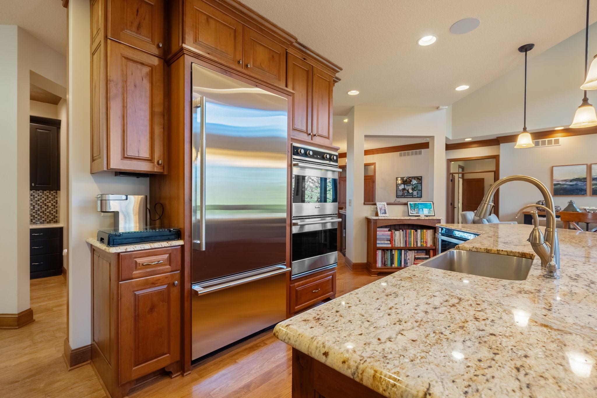 Owatonna, Minnesota 55060, United States, 4 Bedrooms Bedrooms, ,5 BathroomsBathrooms,Residential,Active,30674