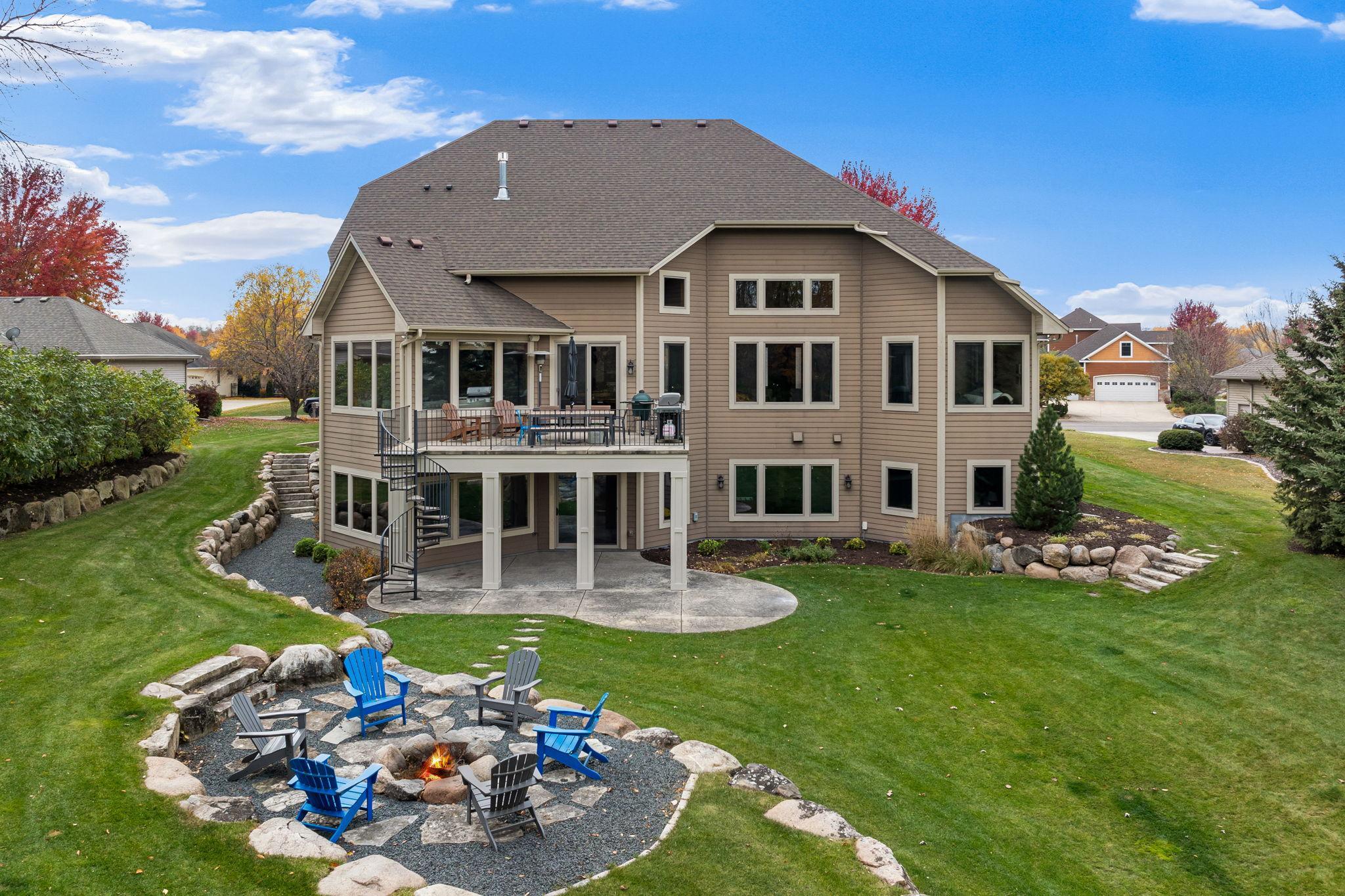 Owatonna, Minnesota 55060, United States, 4 Bedrooms Bedrooms, ,5 BathroomsBathrooms,Residential,Active,30674