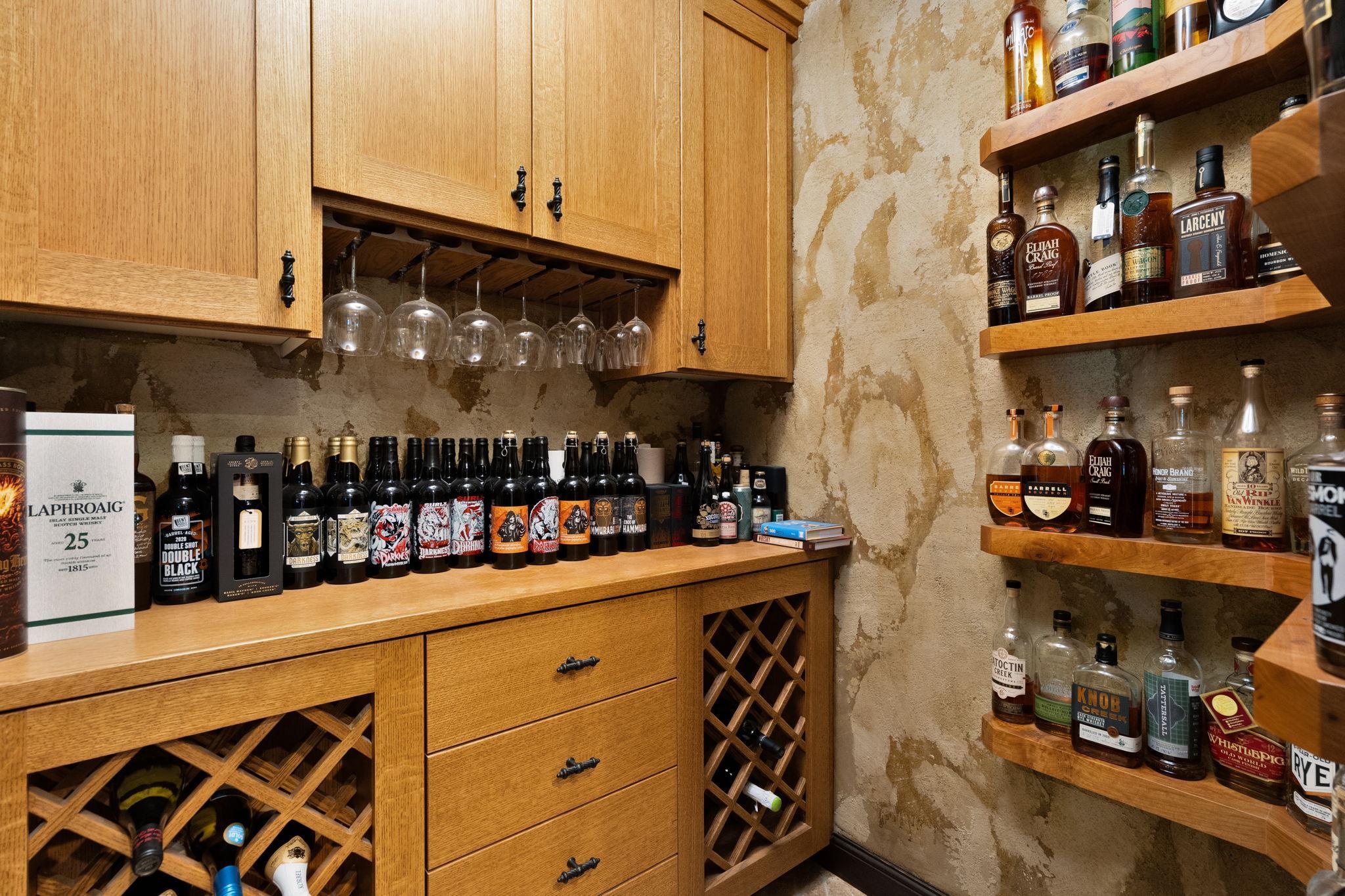 Owatonna, Minnesota 55060, United States, 4 Bedrooms Bedrooms, ,5 BathroomsBathrooms,Residential,Active,30674