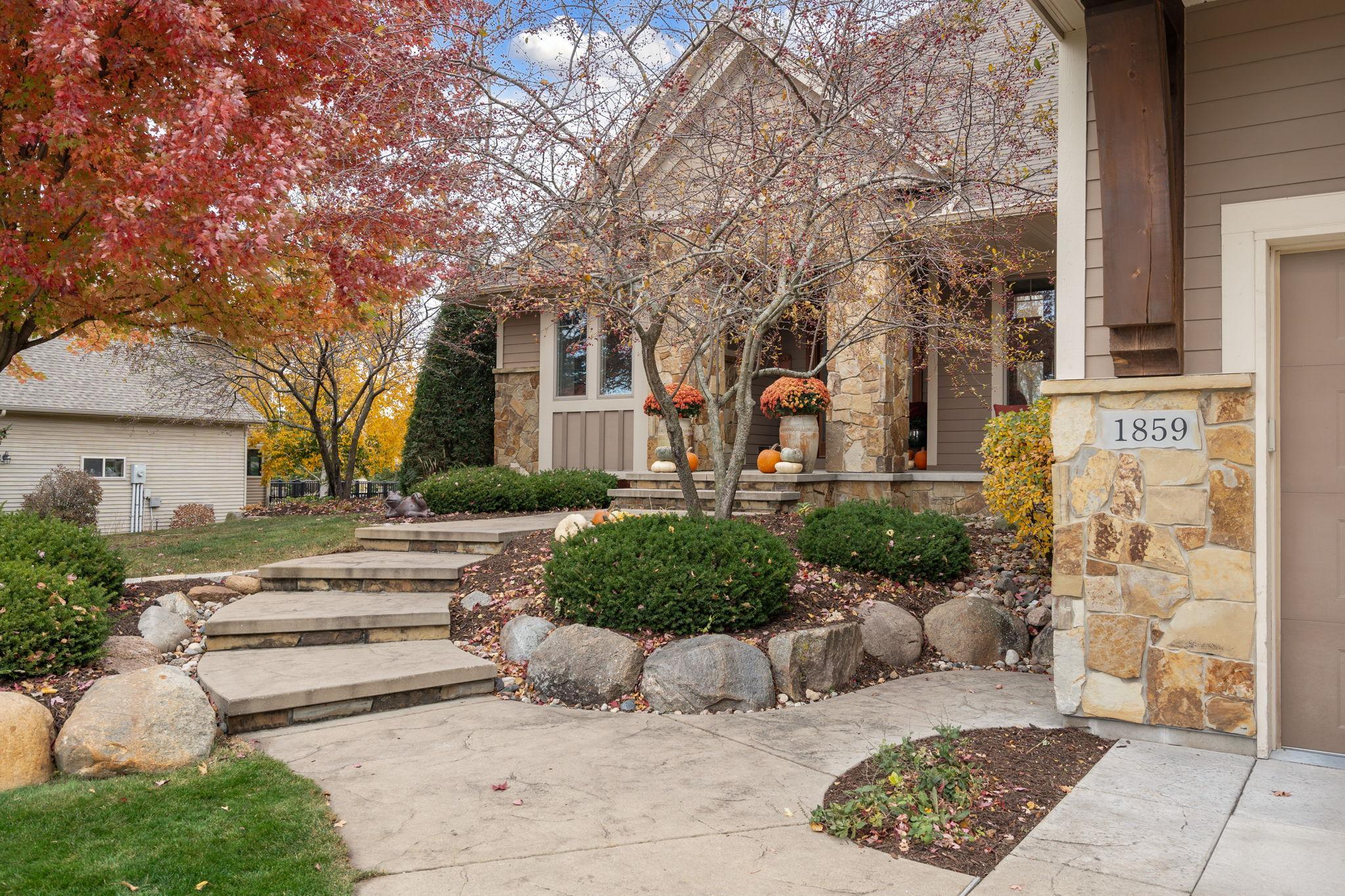 Owatonna, Minnesota 55060, United States, 4 Bedrooms Bedrooms, ,5 BathroomsBathrooms,Residential,Active,30674