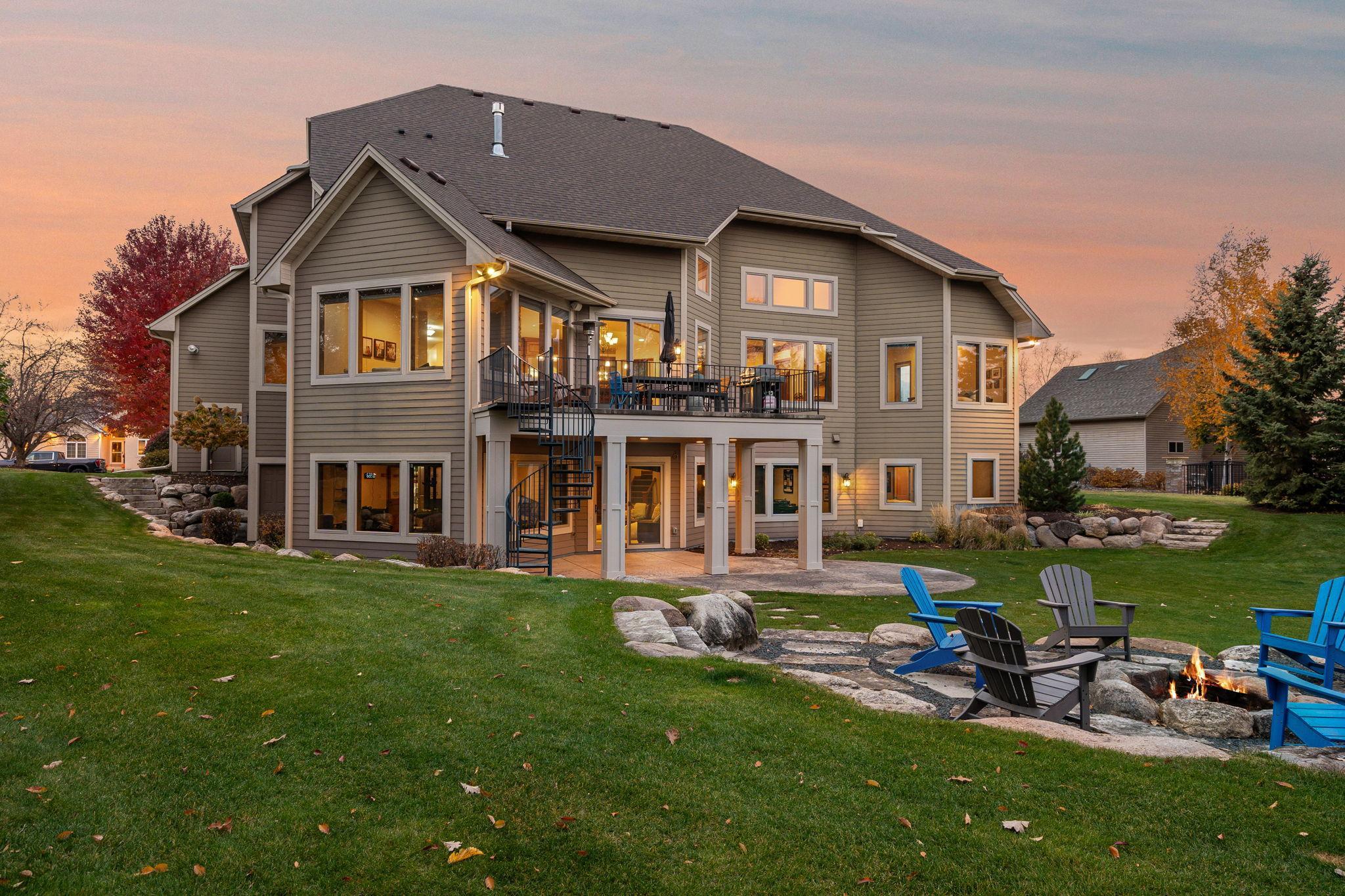 Owatonna, Minnesota 55060, United States, 4 Bedrooms Bedrooms, ,5 BathroomsBathrooms,Residential,Active,30674