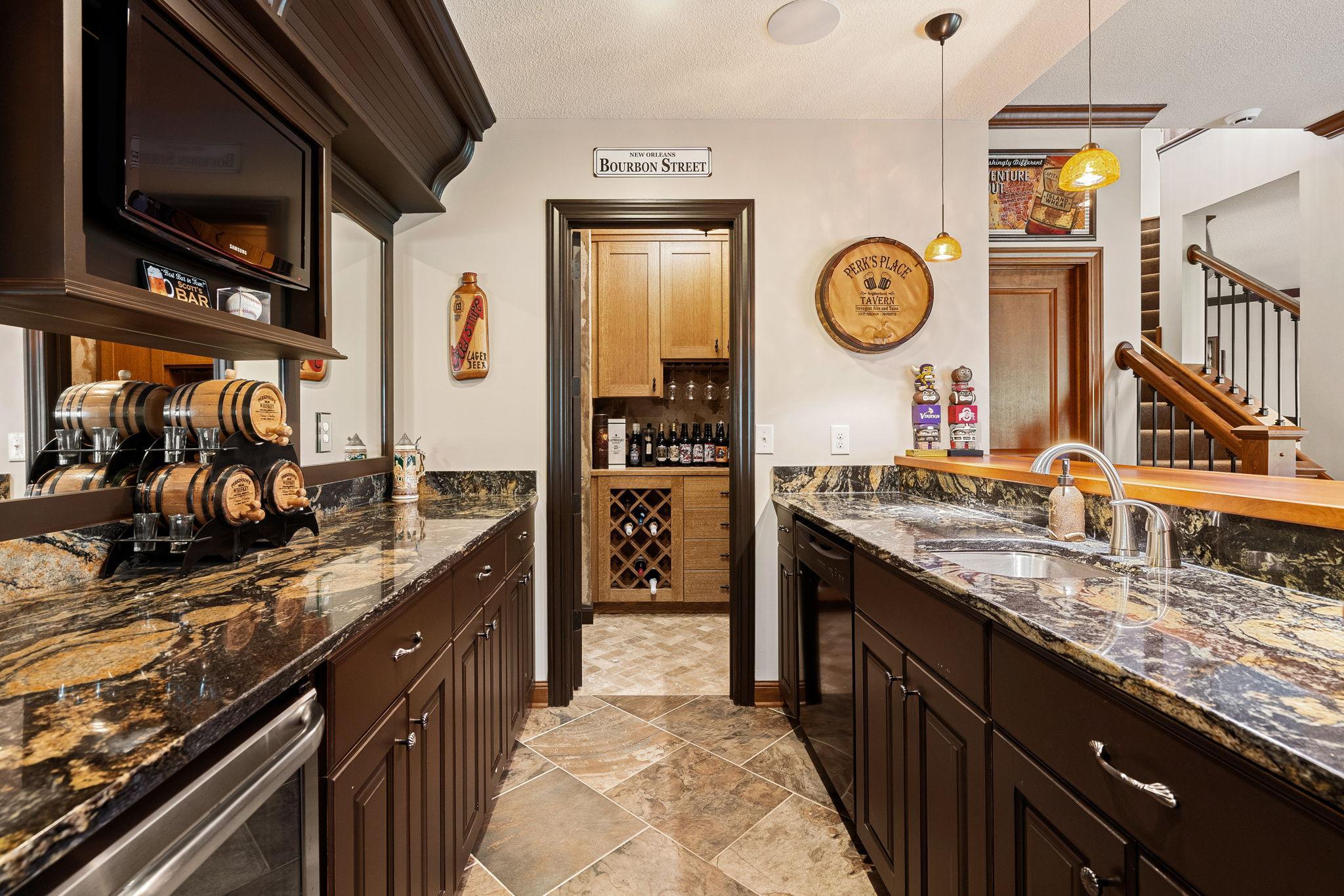 Owatonna, Minnesota 55060, United States, 4 Bedrooms Bedrooms, ,5 BathroomsBathrooms,Residential,Active,30674