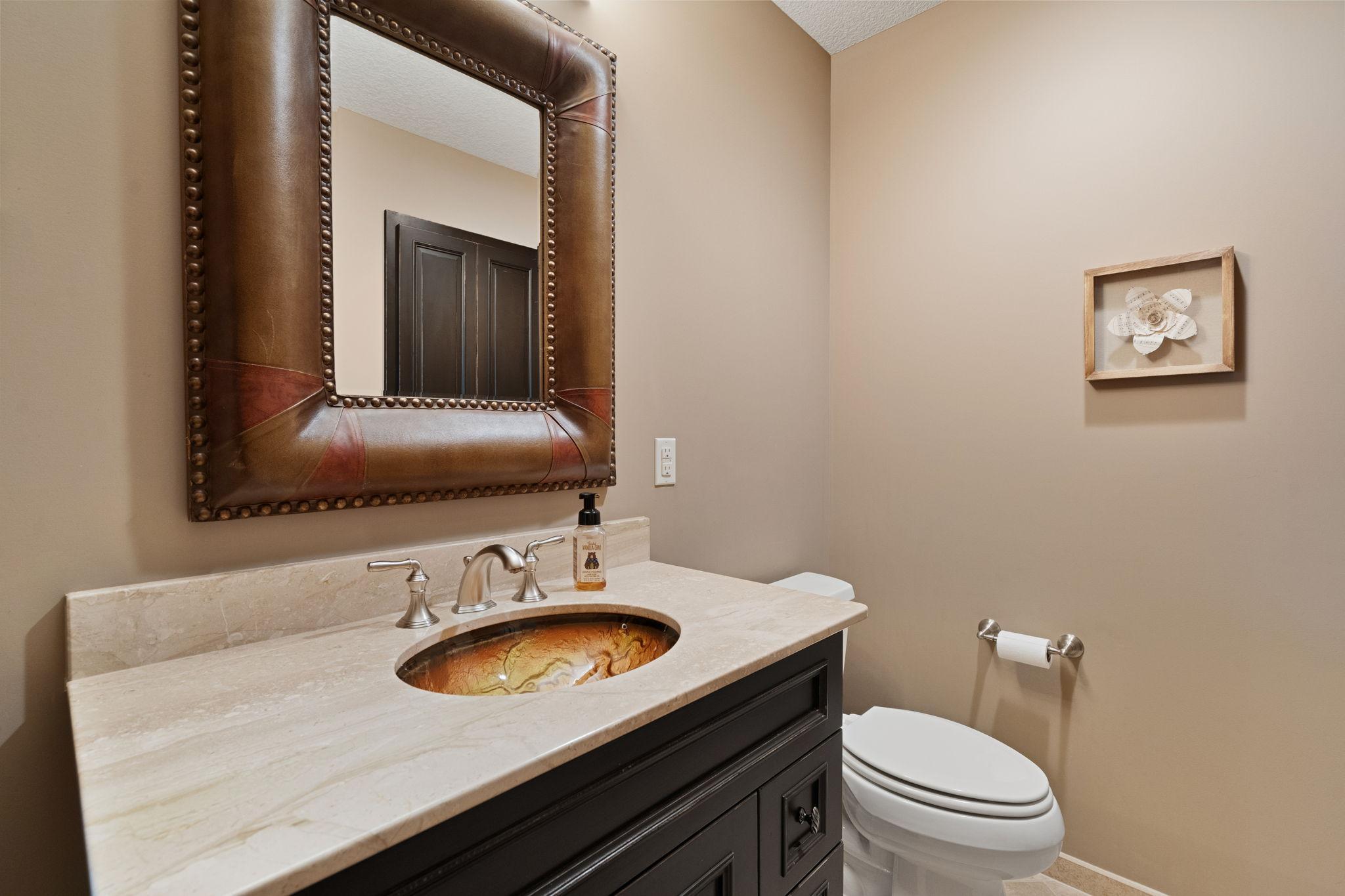 Owatonna, Minnesota 55060, United States, 4 Bedrooms Bedrooms, ,5 BathroomsBathrooms,Residential,Active,30674