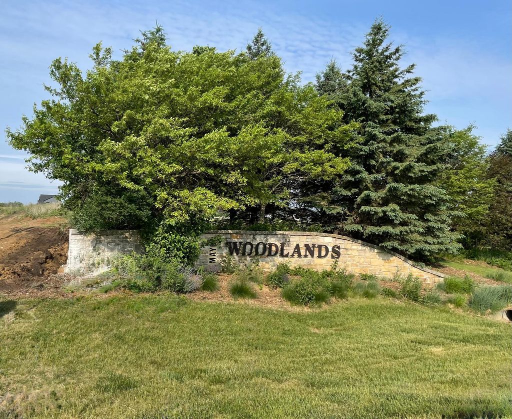 Photo of 3976 Mayo Woodlands Road SW, Rochester, MN 55902 (MLS # 7016915)
