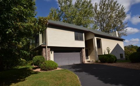 5700 Willow Trail Shoreview MN 55126