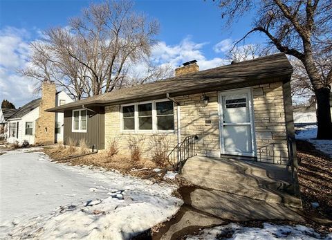 3424 Abbott Avenue N Robbinsdale MN 55422