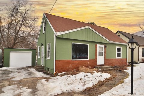 1219 S 9th Street Brainerd MN 56401