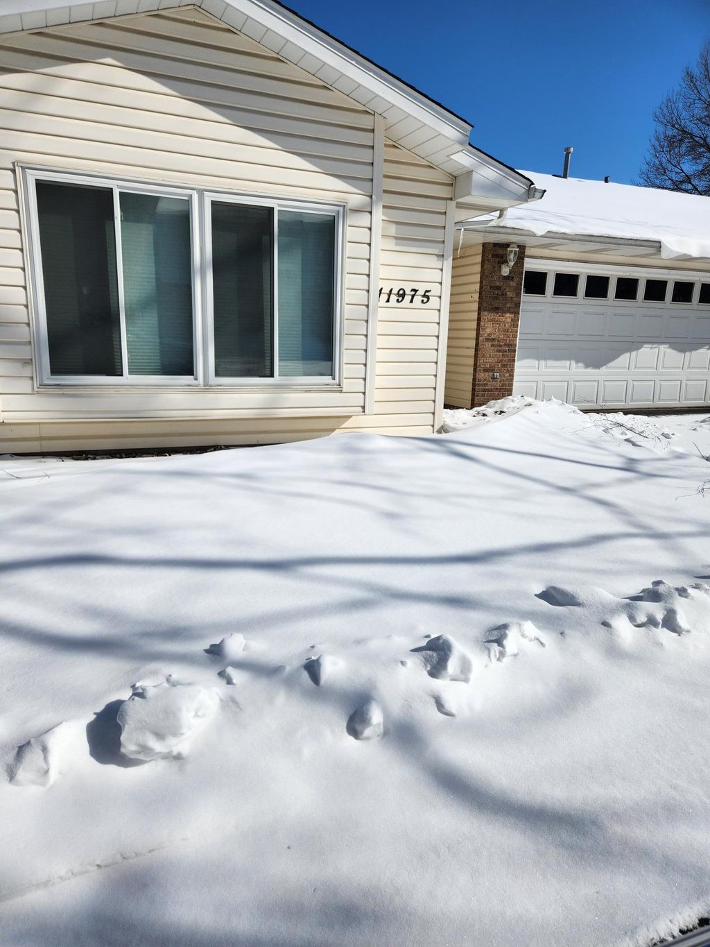 Photo of 11975 Yellowpine Street NW, Coon Rapids, MN 55448 (MLS # 7037398)