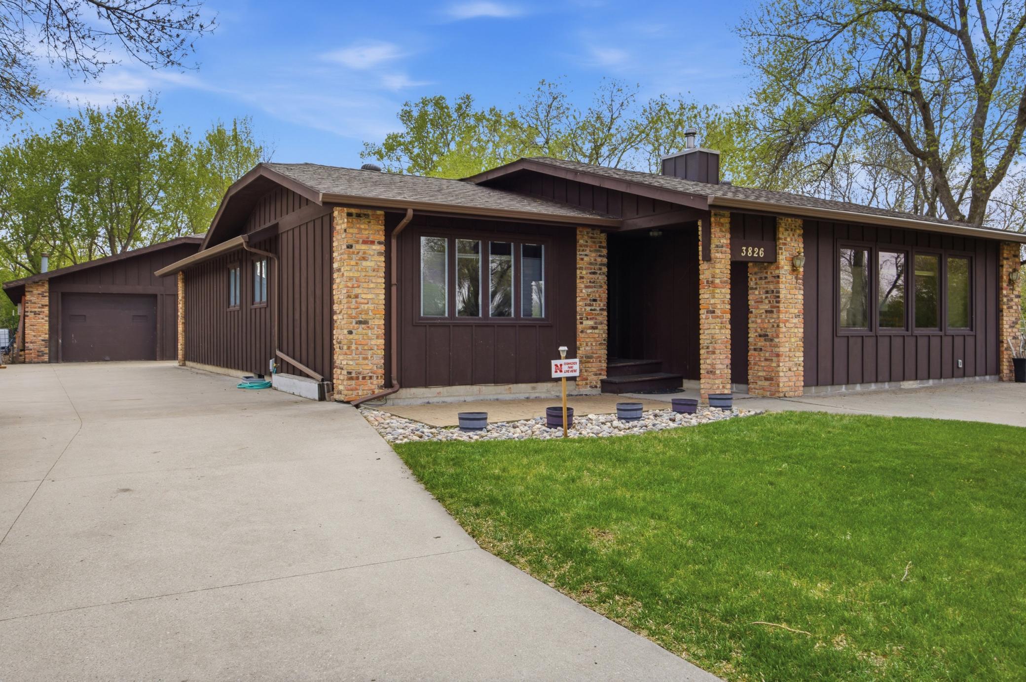 3826 Kensington Drive