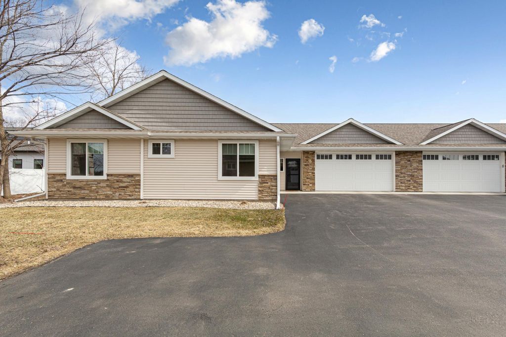 Photo of 3072 Prairie Rose Drive, Mankato, MN 56001 (MLS # 7035838)