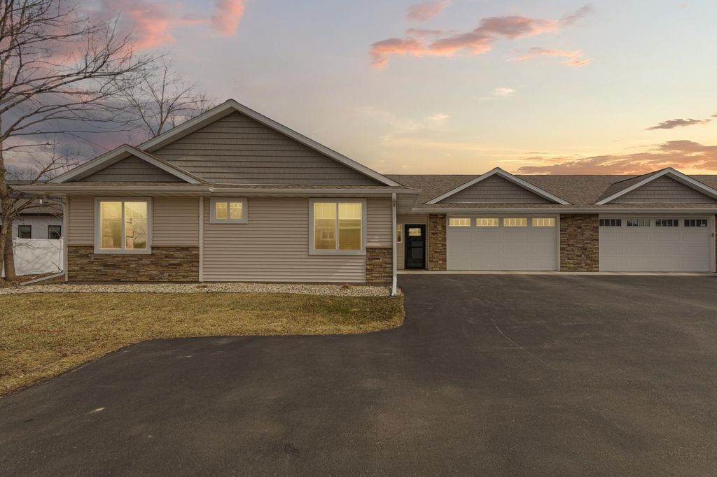 Photo of 3072 Prairie Rose Drive, Mankato, MN 56001 (MLS # 7035838)